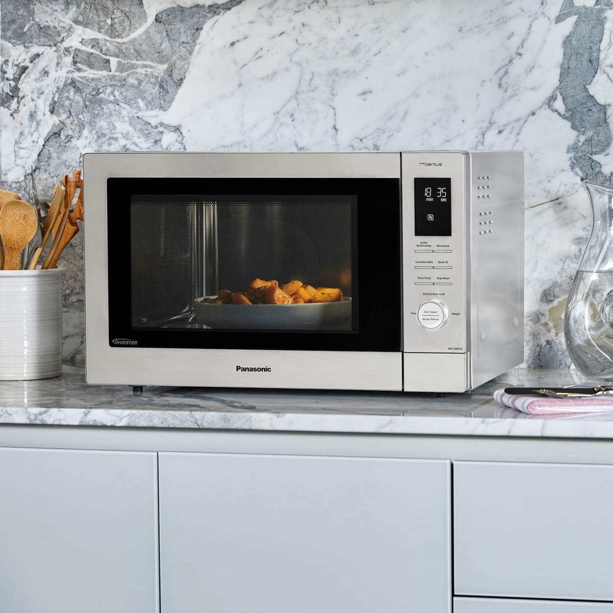 Homechef 4-In-1 Microwave Oven with Air Fryer, Convection Bake, Flashxpress Broiler, Inverter Microwave Technology, 1000W, 1.2 Cu Ft with Easy Clean Interior - NN-CD87KS (Stainless Steel) - Image 9